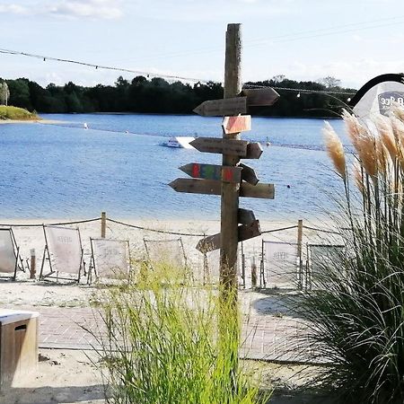 Ferienhaus Maja Am See Aurich Bagian luar foto
